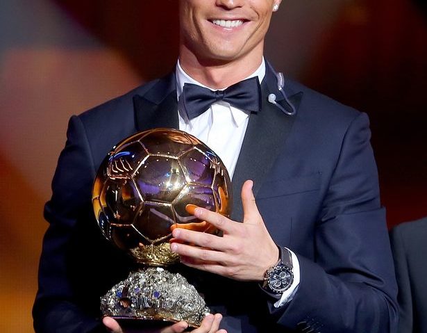 Cristiano Ronaldo a câștigat Balonul de Aur 2016 Cristiano Ronaldo a câștigat Balonul de Aur 2016