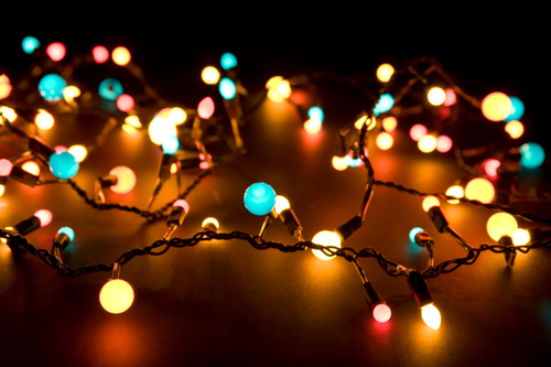 Start sărbătorilor de iarnă la Gărâna şi Brebu Nou: din acest sfârşit de săptămână s-a aprins iluminatul festiv în localităţile montane Start sărbătorilor de iarnă la Gărâna şi Brebu Nou: din acest sfârşit de săptămână s-a aprins iluminatul festiv în localităţile montane