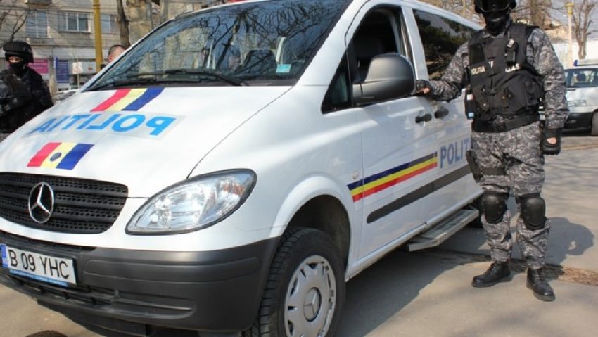 Bilanţ de Crăciun în Caraş-Severin: şoferi băuţi și amenzi de peste 30.000 de lei Bilanţ de Crăciun în Caraş-Severin: şoferi băuţi și amenzi de peste 30.000 de lei