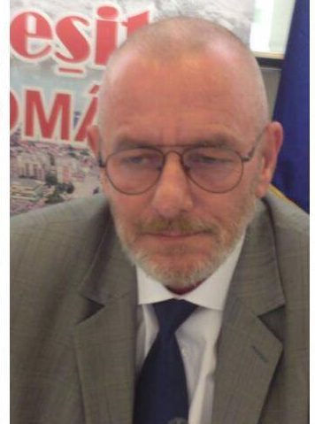 Viceprimarul Reşiţei, Paul Vasile acuză: În Reşiţa s-a lucrat haotic, la ordin Viceprimarul Reşiţei, Paul Vasile acuză: În Reşiţa s-a lucrat haotic, la ordin