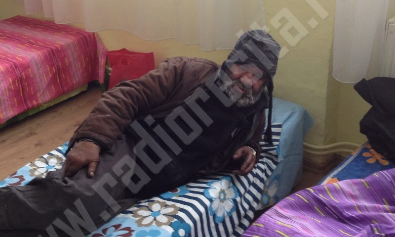 Oamenii străzii nu prea vor la adăpost, deşi locuri sunt suficiente Oamenii străzii nu prea vor la adăpost, deşi locuri sunt suficiente