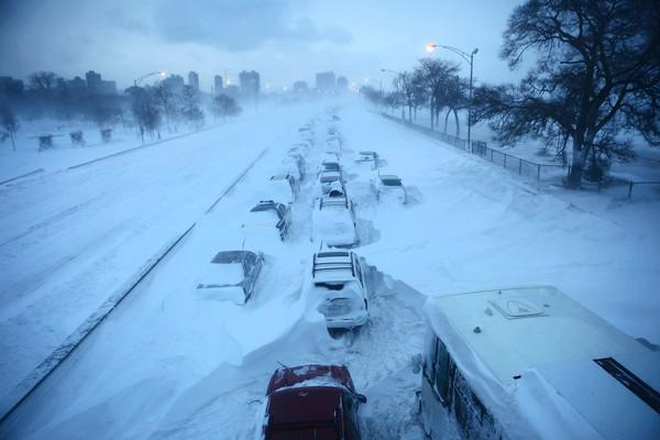 Nu călătoriţi în Serbia! Sunt anunţate ninsori abundente şi temperaturi foarte scăzute Nu călătoriţi în Serbia! Sunt anunţate ninsori abundente şi temperaturi foarte scăzute