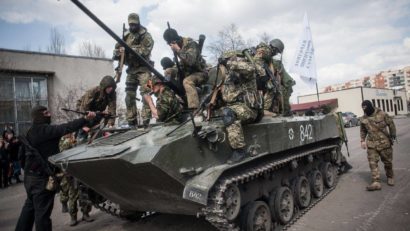 Putin şi Merkel sunt pentru încetarea focului în Ucraina