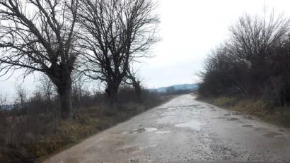 Drumul Judeţean Valeapai-Duleu-limita cu Timiş va fi modernizat. Vezi ce alte tronsoane vor fi reabilitate