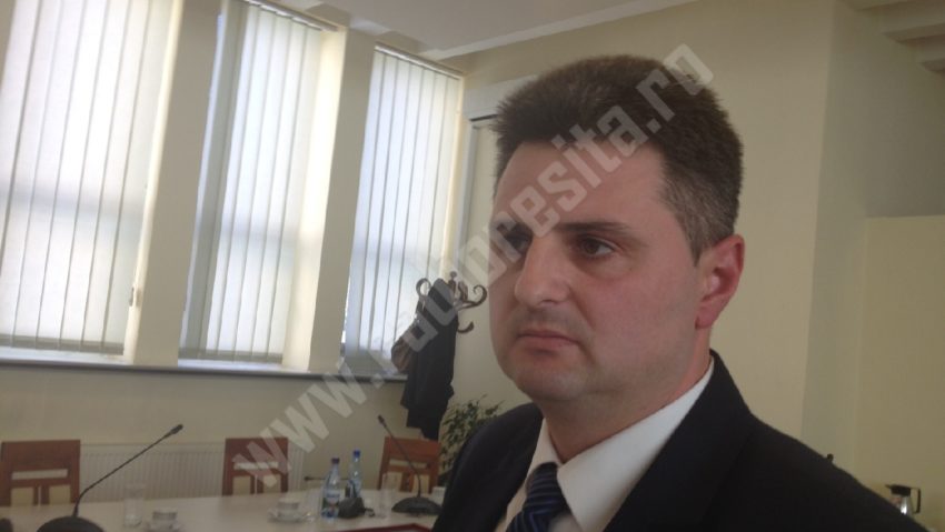 Reşiţa are un nou viceprimar. Care sunt motivele ce au dus la demisia lui Paul Vasile Reşiţa are un nou viceprimar. Care sunt motivele ce au dus la demisia lui Paul Vasile