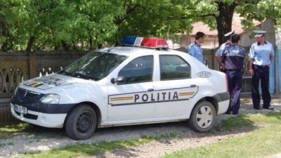 Cum și-a furat o fată de 15 ani părinții plecați la muncă în străinătate. Le-a prăpădit agoniseala