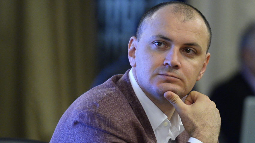 Sebastian Ghiță a fost eliberat din închisoare de autoritățile sârbe Sebastian Ghiță a fost eliberat din închisoare de autoritățile sârbe