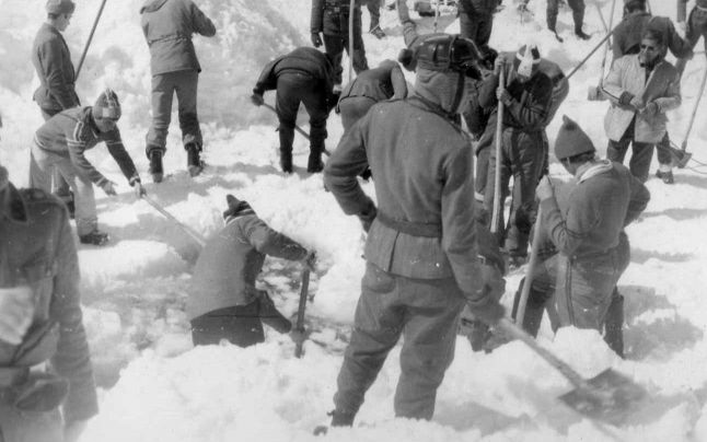 Valul de zăpadă ucigaş. Se împlinesc 40 de ani de la cea mai mare tragedie montană din România Valul de zăpadă ucigaş. Se împlinesc 40 de ani de la cea mai mare tragedie montană din România