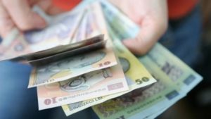Plafonarea adaosurilor comerciale la alimentele de bază va fi prelungită