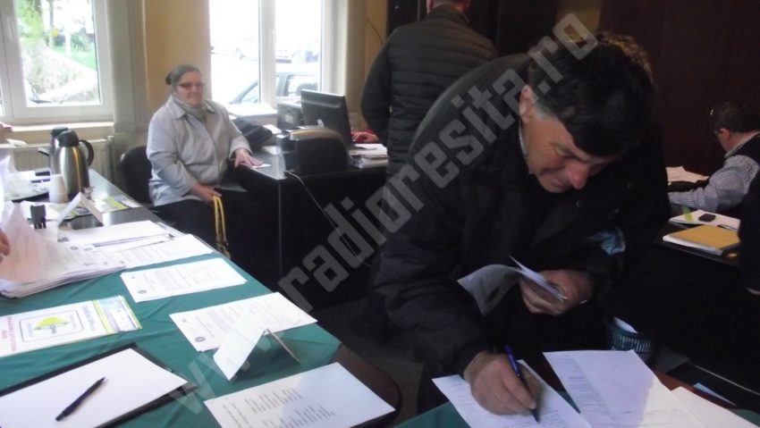 În urma Bursei locurilor de muncă aproape 200 de persoane au reușit să se angajeze În urma Bursei locurilor de muncă aproape 200 de persoane au reușit să se angajeze