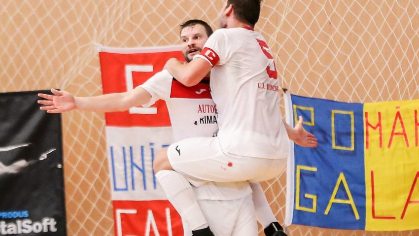 Autobergamo Deva, aproape de a deveni campioană în Liga Națională de fotbal în sală Autobergamo Deva, aproape de a deveni campioană în Liga Națională de fotbal în sală