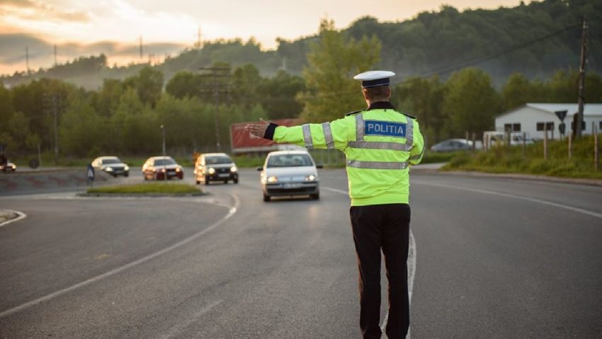 Sute de amenzi împărţite în trafic, în zilele de weekend Sute de amenzi împărţite în trafic, în zilele de weekend