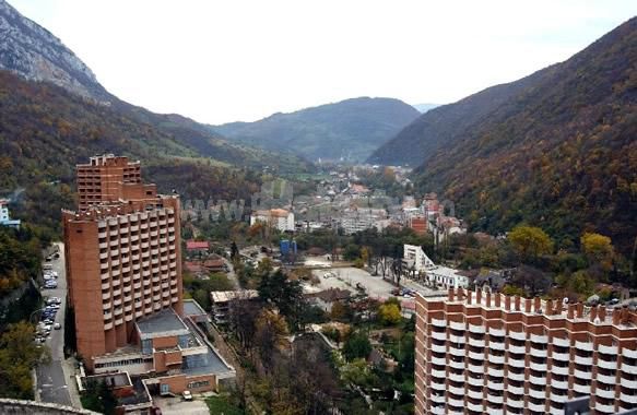 Pe Valea Cernei încep pregătirile pentru minivacanța de Rusalii! Pe Valea Cernei încep pregătirile pentru minivacanța de Rusalii!