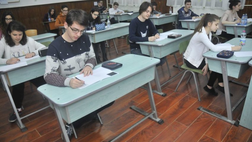 Notele de la simularea examenelor de Evaluare Naţională şi BAC 2019 pot fi trecute în catalog Notele de la simularea examenelor de Evaluare Naţională şi BAC 2019 pot fi trecute în catalog