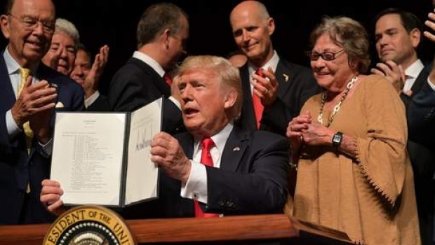 Trump vrea să anuleze acordul cu Havana încheiat de Barack Obama în 2014 Trump vrea să anuleze acordul cu Havana încheiat de Barack Obama în 2014