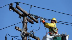 Rețele Electrice România lansează o licitație de peste 132 milioane de lei pentru echipamente