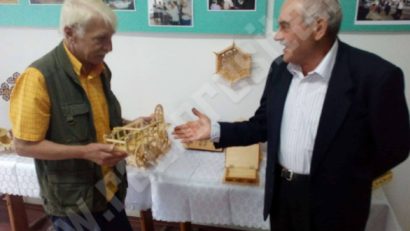 [FOTO] Zilele culturii maghiare în desfăşurare la Reşiţa: Evenimentul a debutat cu o expoziţie de obiecte din traforaj