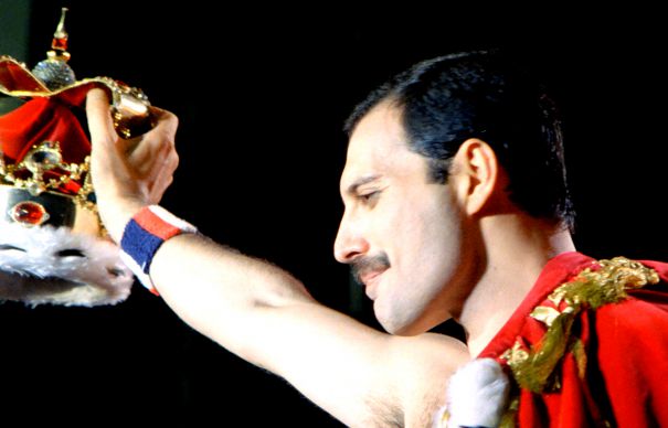 [FOTO] In memoriam,Freddie Mercury: „Întotdeauna am ştiut că sunt un star şi acum restul lumii pare să fie de acord cu mine”