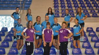 Studentele reșițene țin aproape de podiumul Diviziei A de handbal