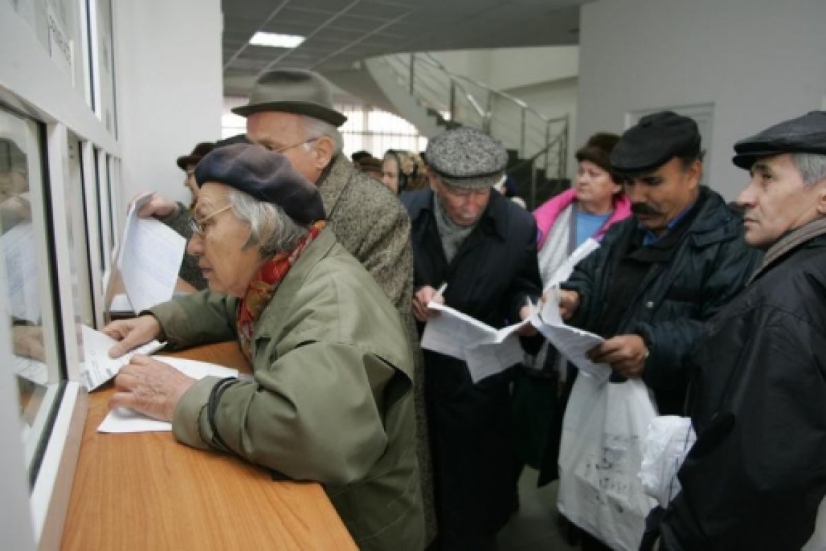 Se Dau Tichetele De Călătorie Gratuite Pentru Pensionarii Din Resiţa Radio Romania Reșița