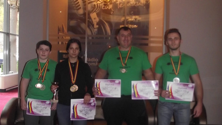 Sportivii de pe Valea Cernei – laureați la naționalele de powerlifting de la Sibiu! Sportivii de pe Valea Cernei – laureați la naționalele de powerlifting de la Sibiu!