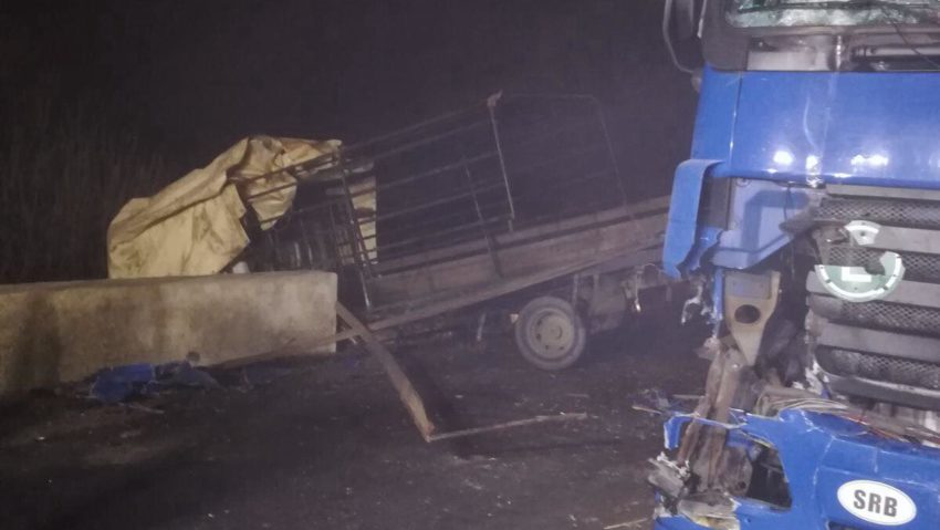 La orele dimineţii, accident în Timiş! La orele dimineţii, accident în Timiş!
