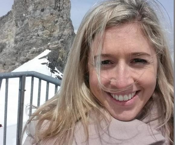 Scrisoarea emoționantă a unei tinere care, la 27 de ani, știa că trebuie să moară Scrisoarea emoționantă a unei tinere care, la 27 de ani, știa că trebuie să moară