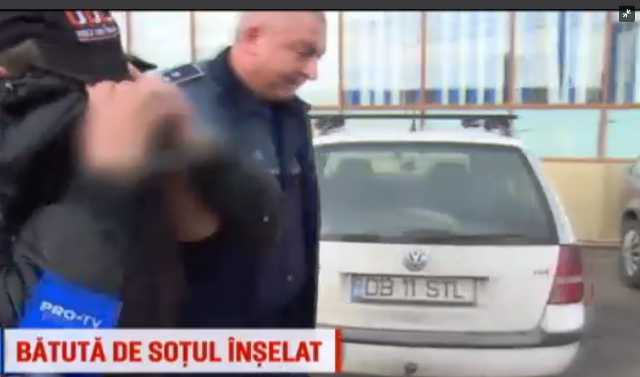 Un român s-a întors de la muncă din străinătate și și-a snopit în bătaie soția. Aceasta îi dădea amantului banii munciți de el Un român s-a întors de la muncă din străinătate și și-a snopit în bătaie soția. Aceasta îi dădea amantului banii munciți de el