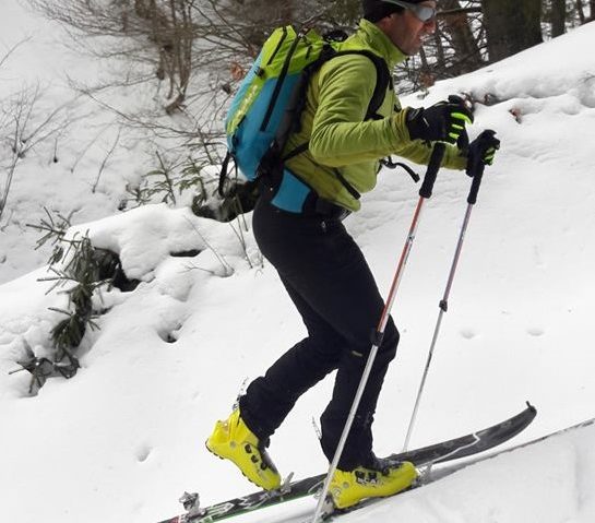 SKI TOURING, un nou concept pentru Munții Banatului, implementat de cunoscutul alpinist Cornel Galescu SKI TOURING, un nou concept pentru Munții Banatului, implementat de cunoscutul alpinist Cornel Galescu