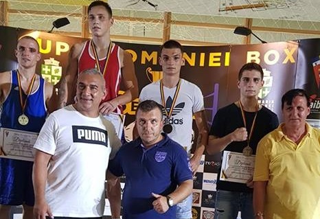 [FOTO-AUDIO] Medalie pentru pugilistul Gerhardt Lehner de la C.S.M Reșița la prima sa participare la seniori