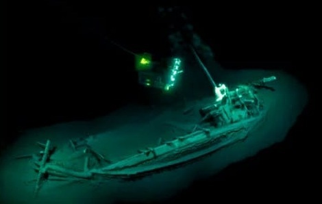 Epava unui vas comercial grecesc, descoperită în stare excepţională de conservare în Marea Neagră Epava unui vas comercial grecesc, descoperită în stare excepţională de conservare în Marea Neagră