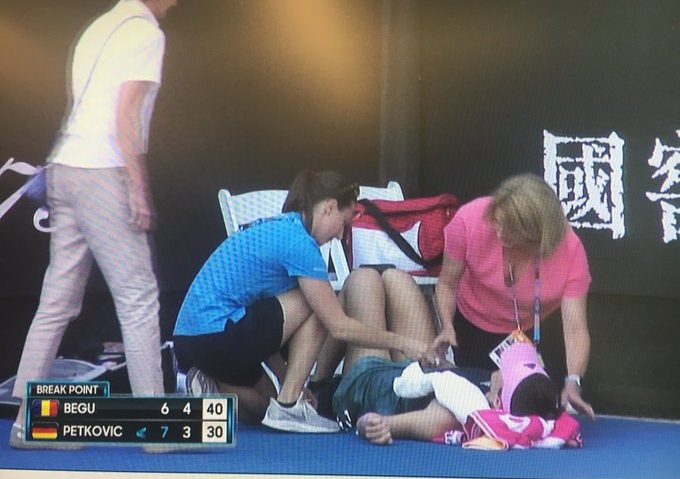 Irina Begu, în turul II la Melbourne. Petkovic, prăbușită pe teren Irina Begu, în turul II la Melbourne. Petkovic, prăbușită pe teren