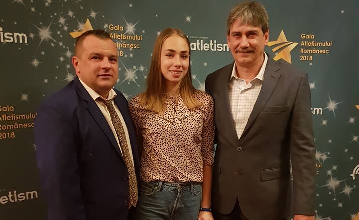 [FOTO-AUDIO] Reșițenii Daria Grigoroiu și Ștefan Nagy, pe podium la Gala Atletismului Românesc. Primarul Caransebeșului Felix Borcean, premiat de FRA
