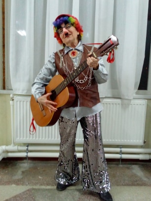 [FOTO] Distracţie la superlativ! Înainte de intrarea în Postul Paştelui, maghiarii din Banatul de Munte au sărbătorit Balul de Făşang
