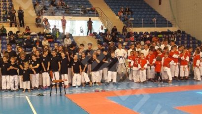 14 karatiști reșițeni reprezintă România la Campionatul Mondial de karate WUKF