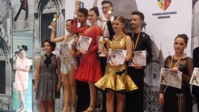 Dansatorii reşiţeni din nou pe podium