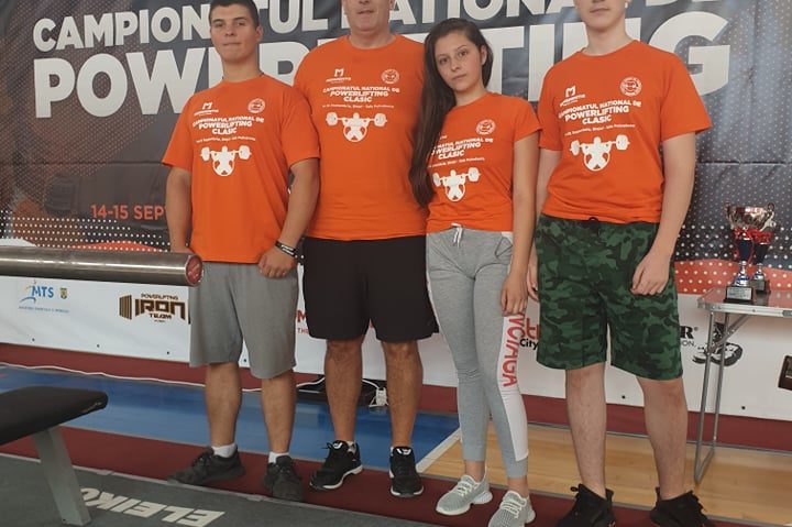 Sportivii de la CS POWERLIFTING HERCULANE au adus 16 medalii de la Campionatul Național de la Blejoi! Sportivii de la CS POWERLIFTING HERCULANE au adus 16 medalii de la Campionatul Național de la Blejoi!