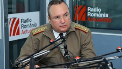Premierul interimar al României, Nicolae Ciucă, îndeamnă românii să respecte regulile de distanţare socială, în aşteptarea campaniei de vaccinare împotriva SARS CoV-2