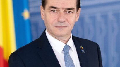 Orban: Restaurantele în spaţii închise, printre zonele cu cel mai mare risc epidemiologic. Nu vor fi deschise din 15 mai. Se vor deschide magazinele din mall-uri care au intrări exterioare