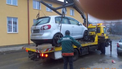 Maşinile abandonate sunt în atenţia poliţiştilor locali