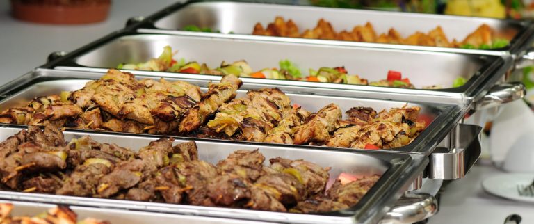 [AUDIO] DSVSA Caraş-Severin clasifică unităţile de alimentaţie publică care desfăşoară şi servicii de catering în judeţ