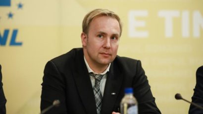 Victor Costache, ministrul Sănătăţii şi-a dat DEMISIA!