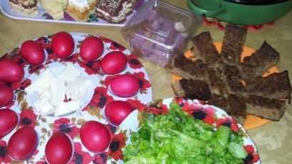 Nu faceţi execese alimentare! Produsele tradiţionale pentru masa de Paşti, trebuie consumate cu moderaţie