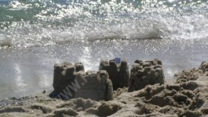 Cele mai avantajoase destinații de vacanță la plajă în iulie. O țară de lângă România intră în topul european