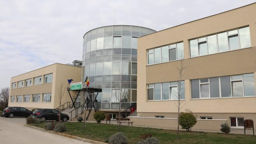 Din această săptămână, Secția Boli Infecțioase Adulți de la Județeanul Arad își desfășoară activitatea în clădirea de pe Stephan Ludwig Roth Din această săptămână, Secția Boli Infecțioase Adulți de la Județeanul Arad își desfășoară activitatea în clădirea de pe Stephan Ludwig Roth