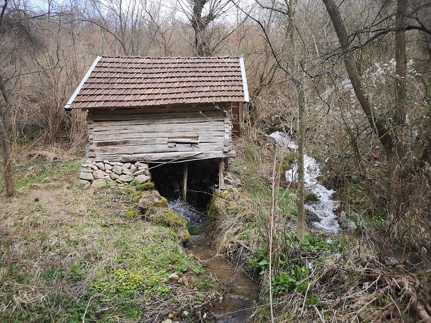 [AUDIO] Se caută voluntari pentru reabilitarea morilor de apă din Caraş-Severin
