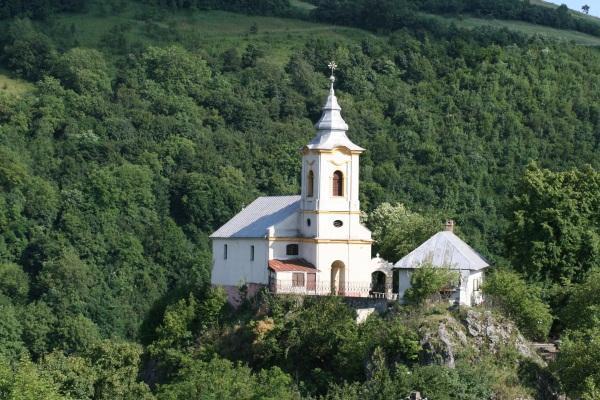 Sfântă Liturghie pentru credincioșii de etnie cehă la Sanctuarul Marian de la Ciclova Sfântă Liturghie pentru credincioșii de etnie cehă la Sanctuarul Marian de la Ciclova