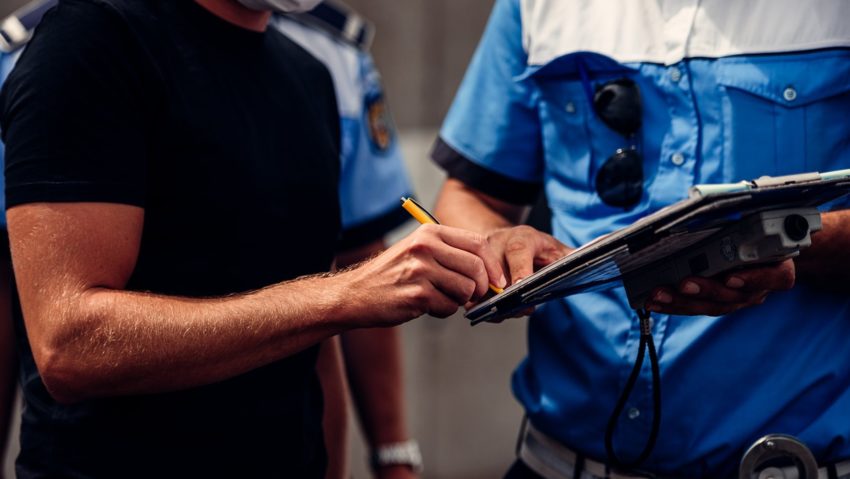 Acţiune comună a Poliţiei Române şi CFR Călători, pentru combaterea SARS CoV-2 Acţiune comună a Poliţiei Române şi CFR Călători, pentru combaterea SARS CoV-2