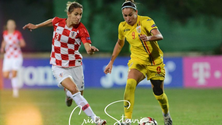 Laura Rus ratează meciul contra Croaţiei. Atacanta Naţionalei s-a accidentat în ultimul meci de campionat Laura Rus ratează meciul contra Croaţiei. Atacanta Naţionalei s-a accidentat în ultimul meci de campionat