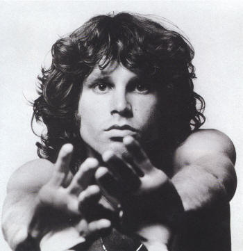 [FOTO] In memoriam: Jim Morrison,”50 de ani de Veşnicie” – „Când Puterea de Iubire va depăși Iubirea de Putere, în lume va fi pace”